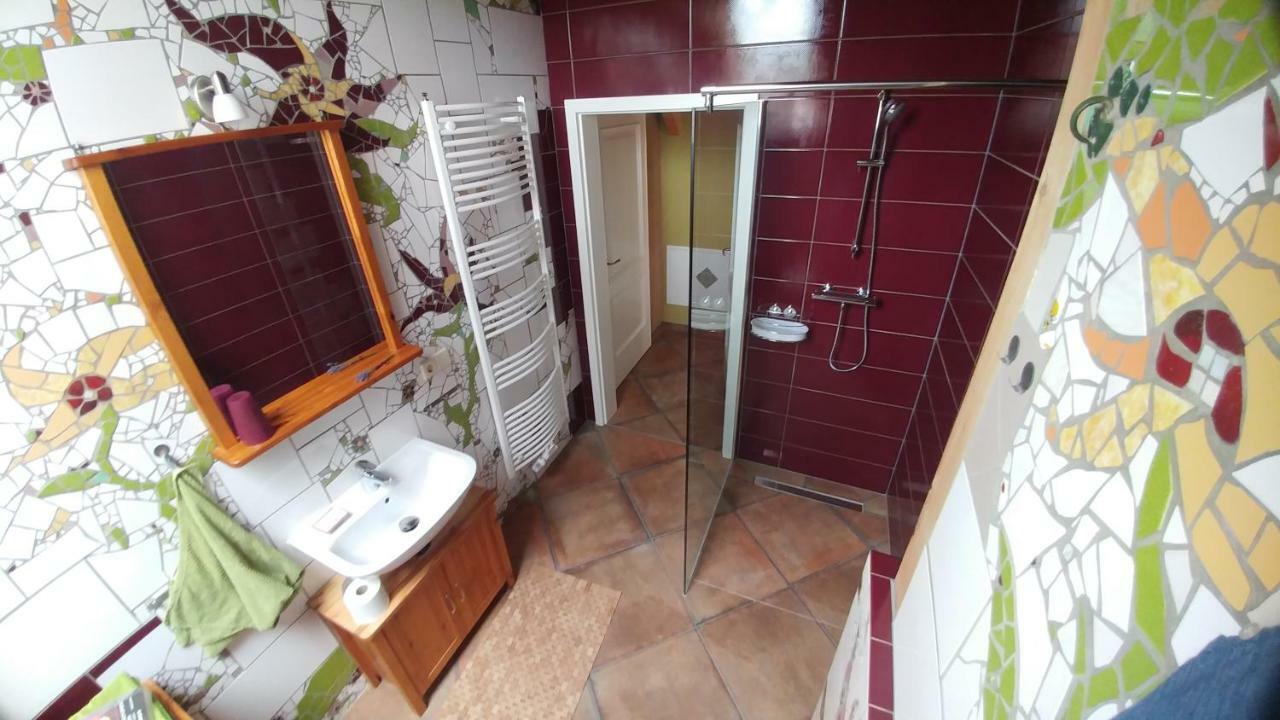 Ziegeleihof Inmitten Von Wiesen Und Waeldern Degenershausen Exterior foto