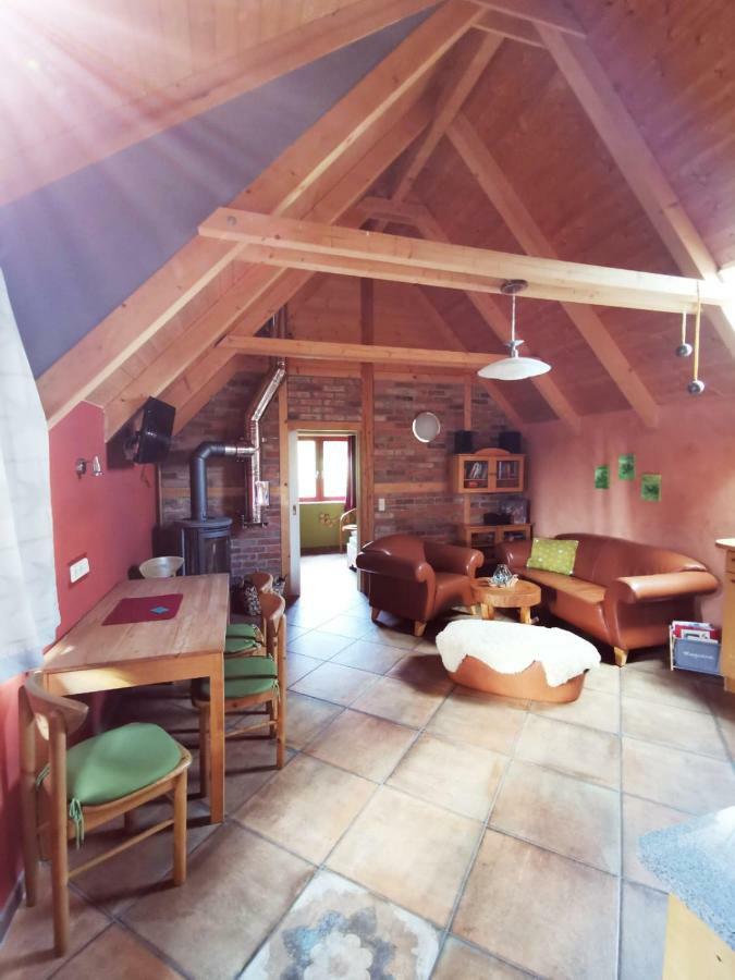 Ziegeleihof Inmitten Von Wiesen Und Waeldern Degenershausen Exterior foto
